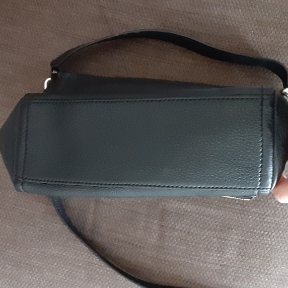 Kate Spade New York Highland Place Mini Maria Black Leather Crossbody. - Picture 11 of 14